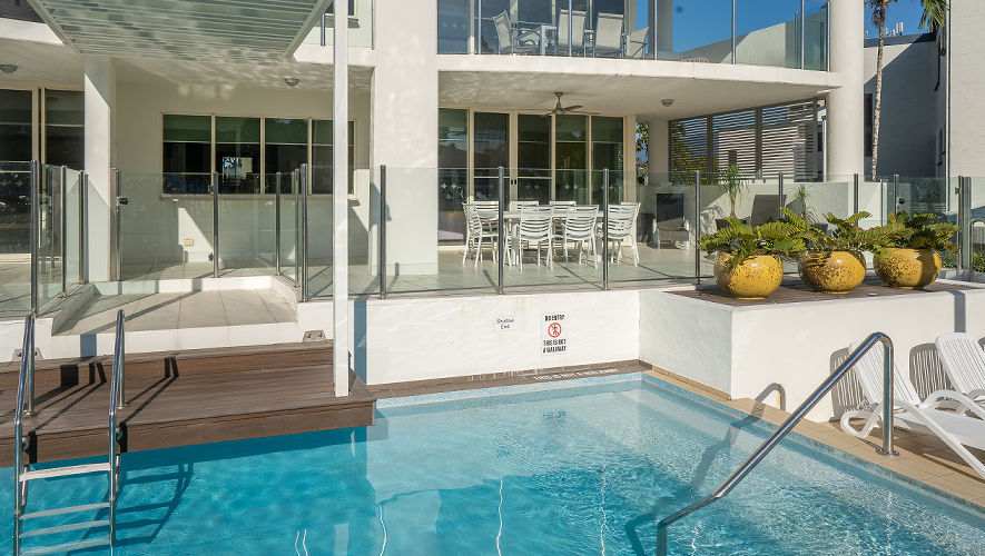 Waters Edge Cairns 5 Star Luxury Apartments 3 bedroom swimout